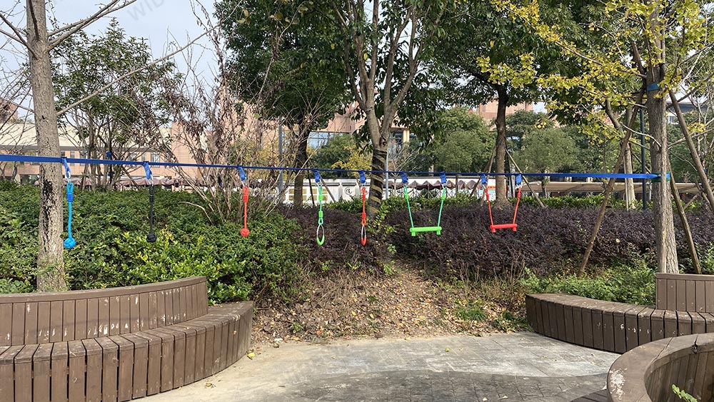 Slackline Obstacle Course